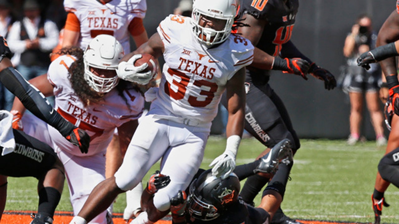 Texas running back D'Onta Foreman quietly having big season